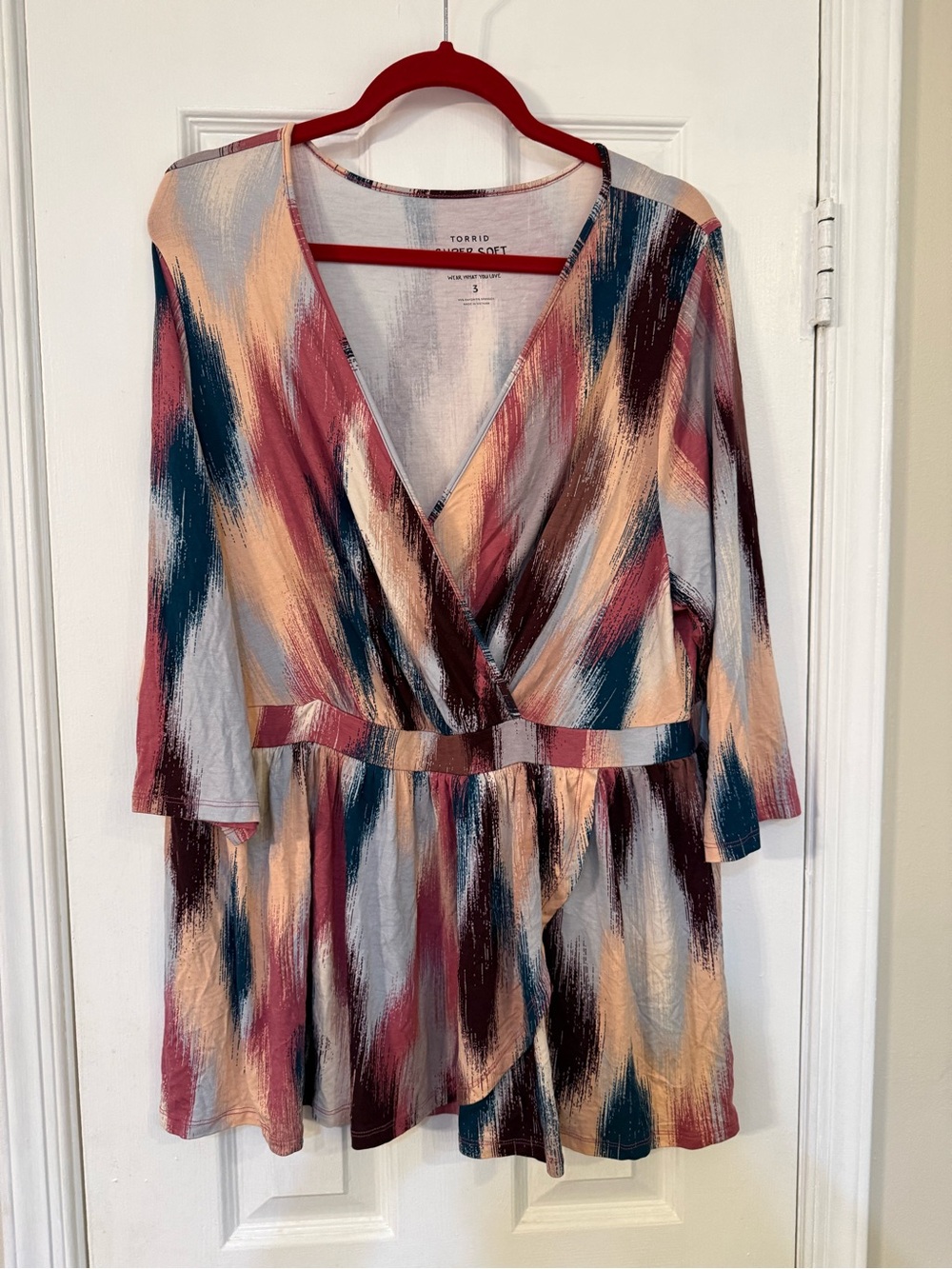 torrid Multicolor Brushstroke Blouse - Pink, Blue, Cream